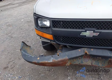 2005 Chevrolet Express z USA, uszkodzony, nr VIN 1GCGG25V651136161